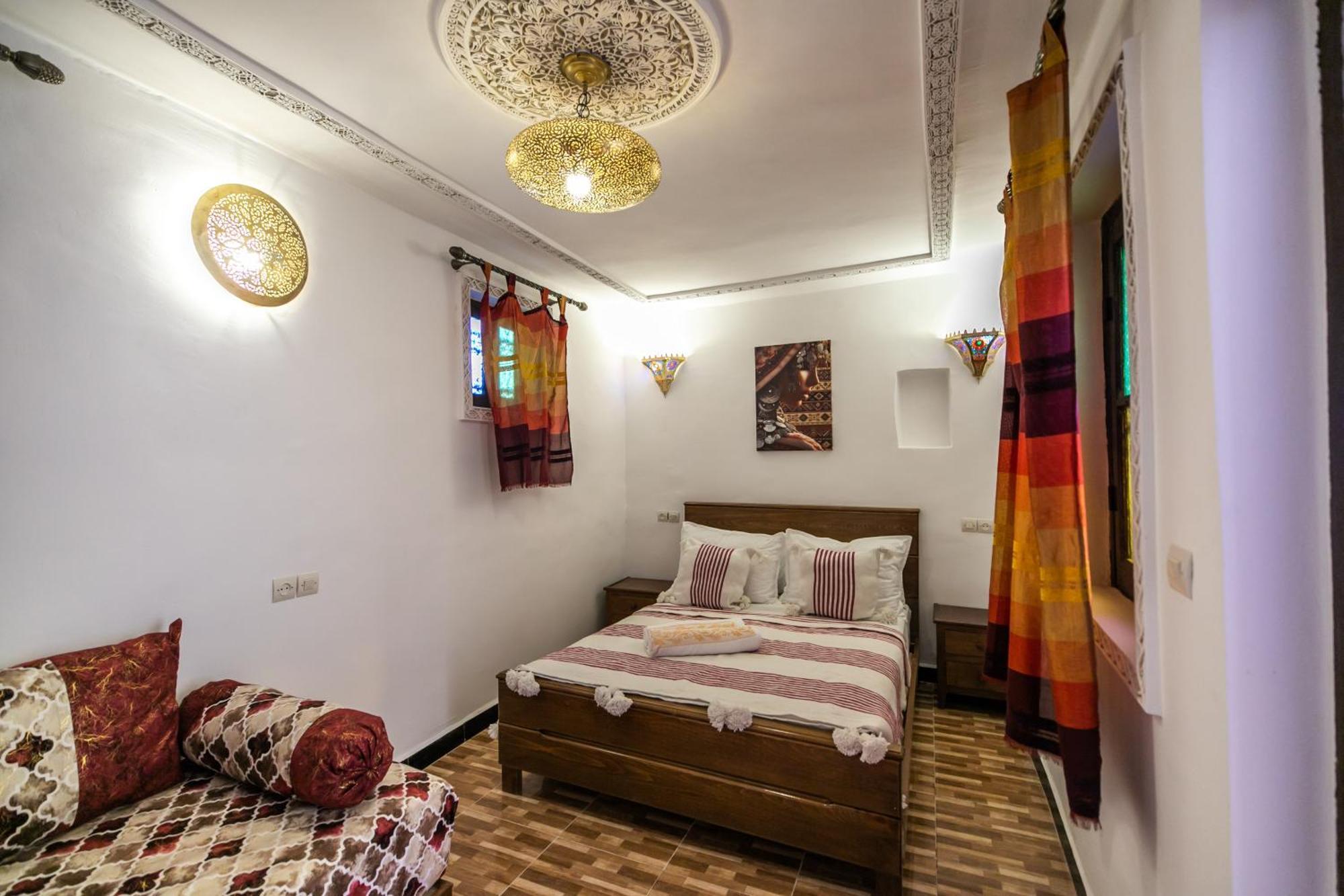 Riad Fes Lile ภายนอก รูปภาพ