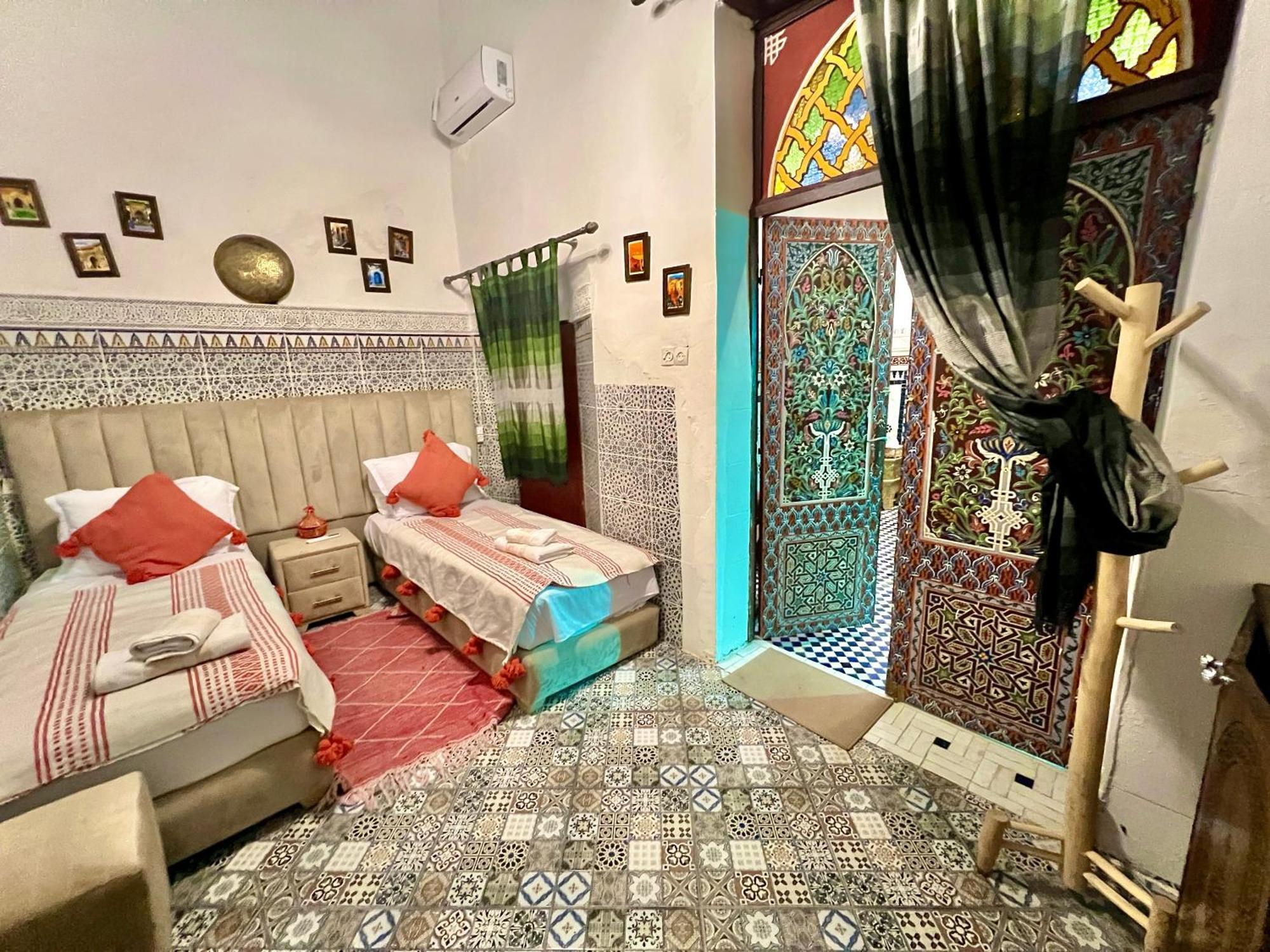 Riad Fes Lile ภายนอก รูปภาพ